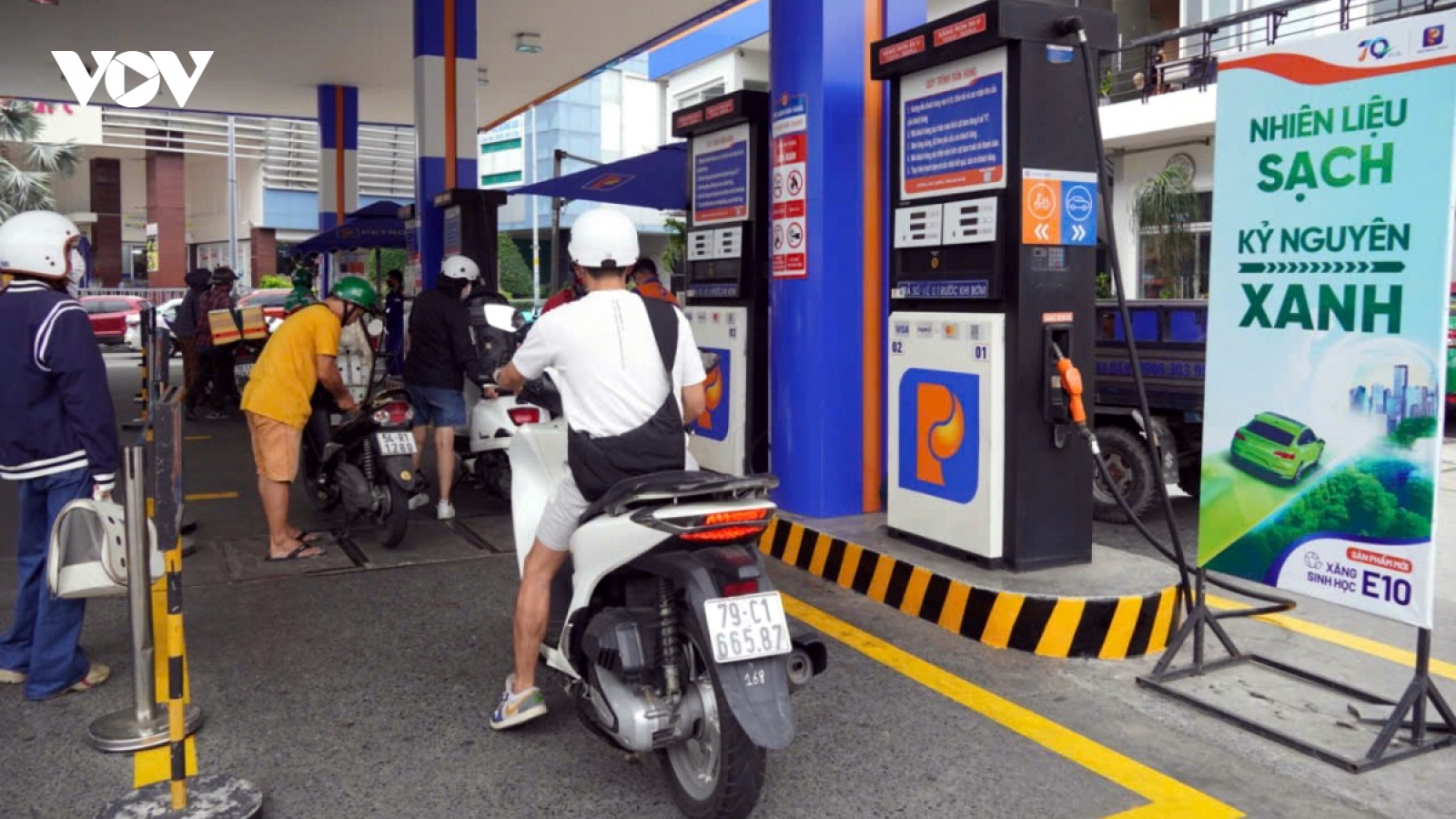 Hà Nội yêu cầu doanh nghiệp đẩy nhanh triển khai xăng sinh học E10 trước 1/6/2026
