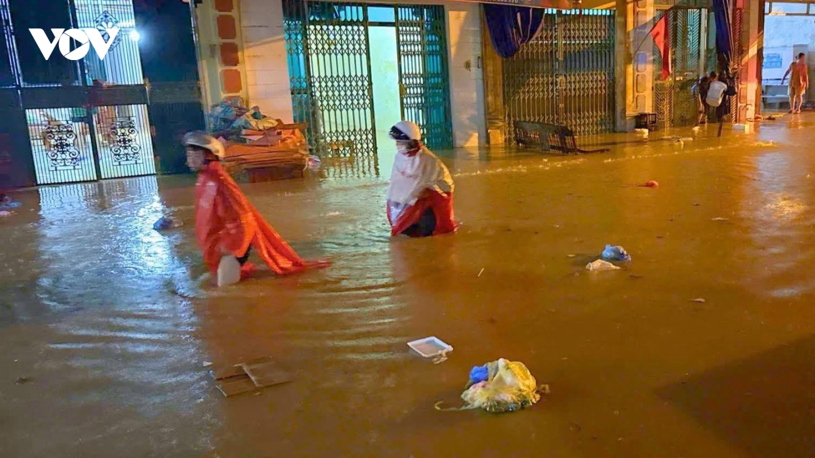 Lũ lớn trên sông suối tại Lào Cai, nhiều thủy điện xả lũ, học sinh toàn tỉnh nghỉ học