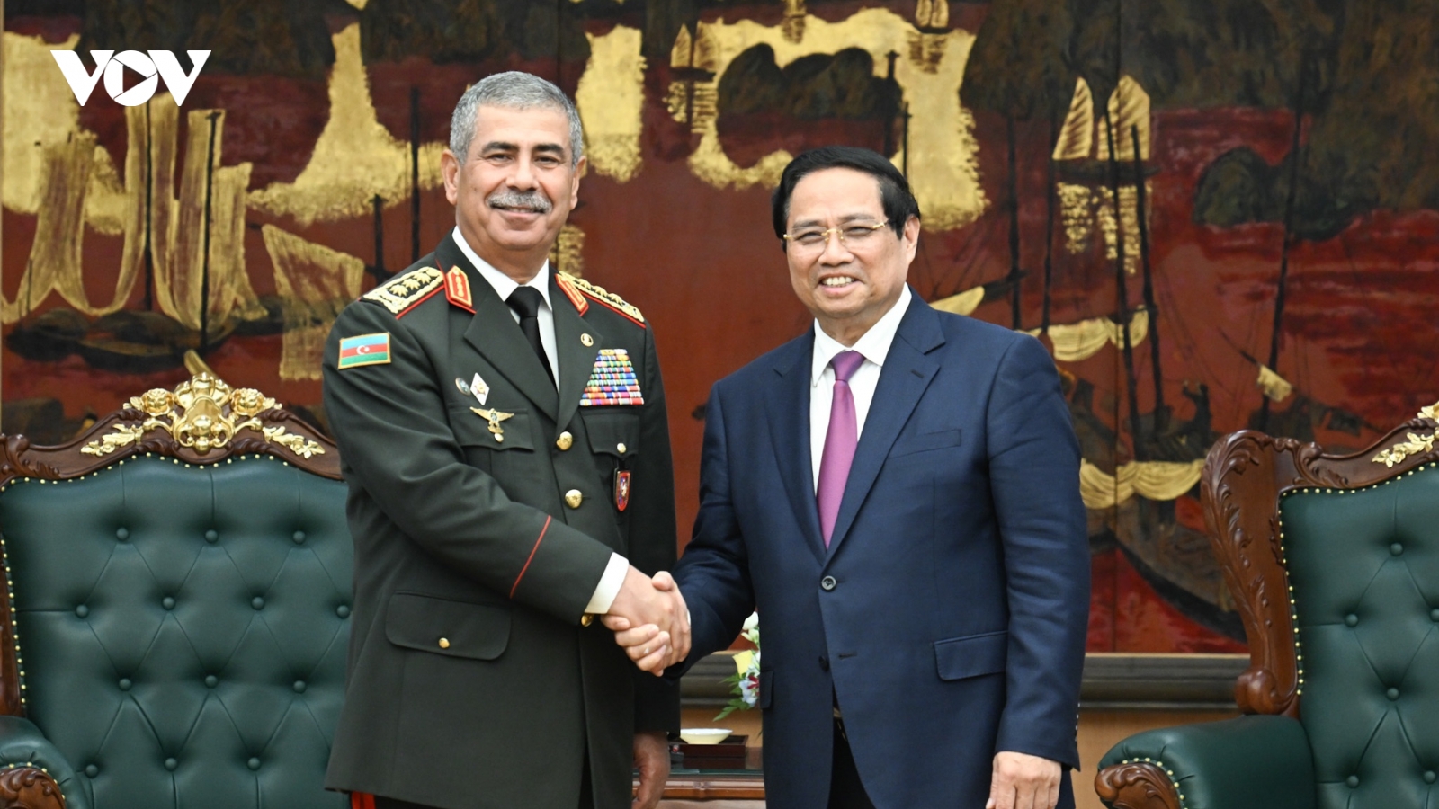 Thủ tướng Chính phủ Phạm Minh Chính tiếp Bộ trưởng Bộ Quốc phòng Azerbaijan