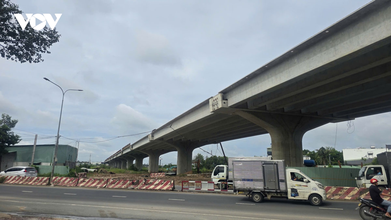 Thi đua “100 ngày đêm đẩy nhanh tiến độ" dự án Vành đai 3
