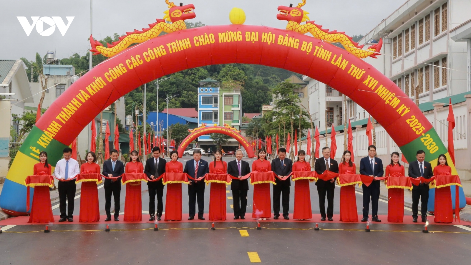 Khởi công, khánh thành các công trình chào mừng Đại hội Đảng bộ tỉnh Sơn La