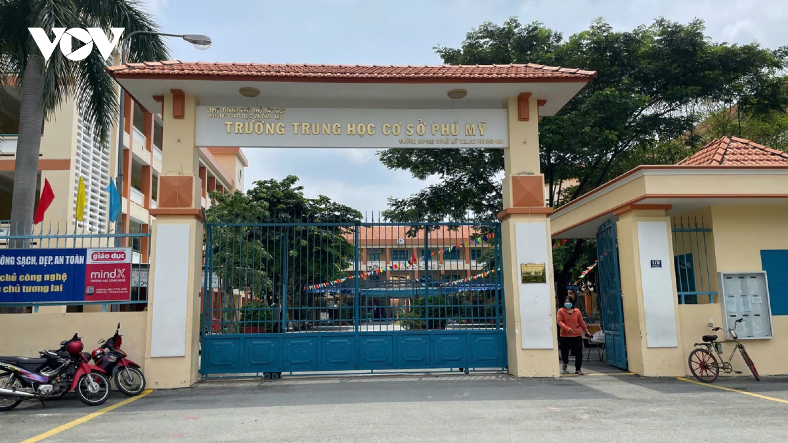 Công an TP.HCM làm rõ vụ nam sinh lớp 8 rơi từ tầng 2 xuống sân trường