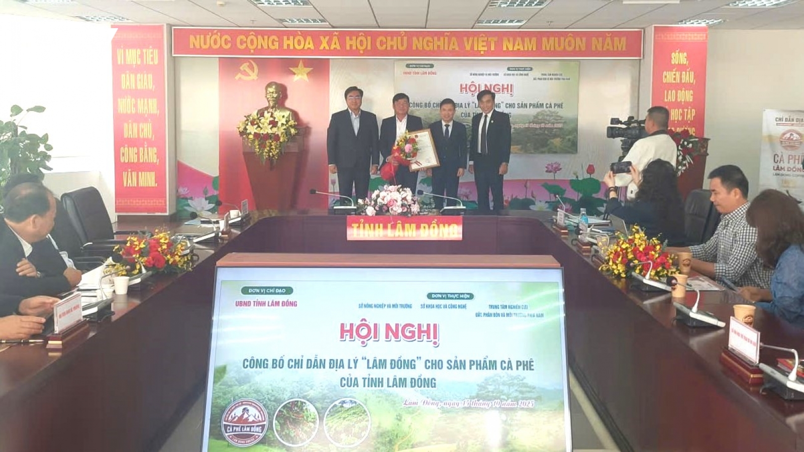 Công bố Chỉ dẫn địa lý “Lâm Đồng” cho sản phẩm cà phê
