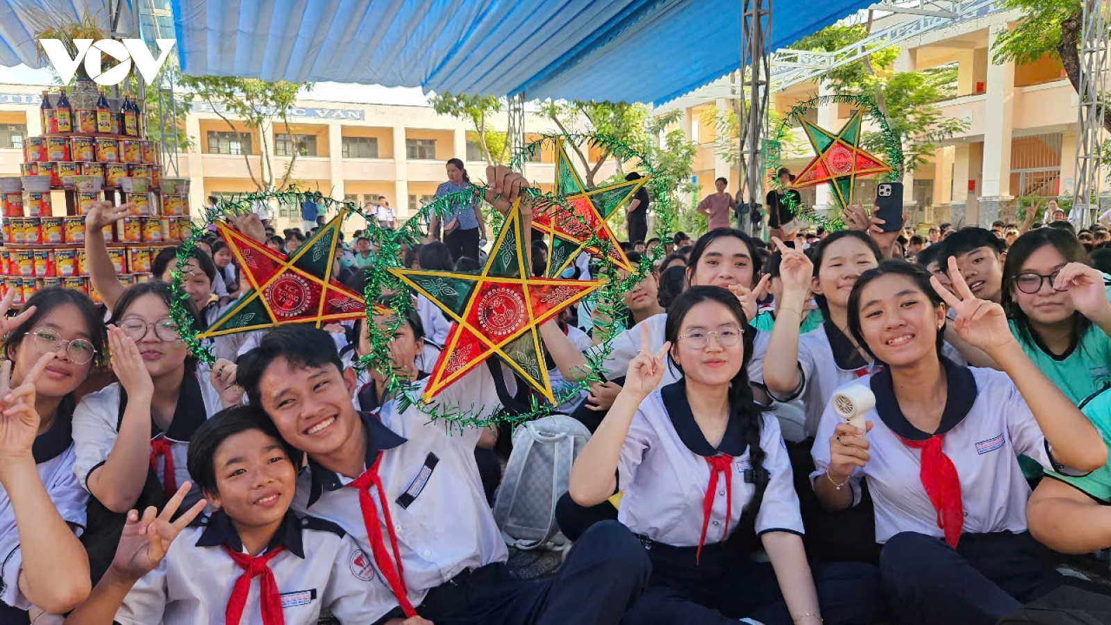 Mang niềm vui Trung thu đến 1.300 thiếu nhi Cần Giờ