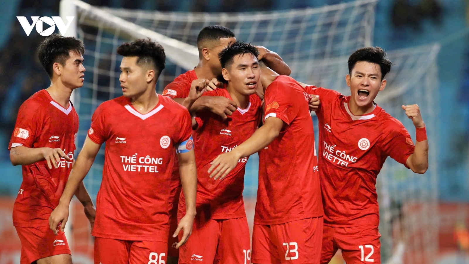 Nối dài mạch trận bất bại ở V-League, Thể Công Viettel "thổi lửa" vào Ninh Bình