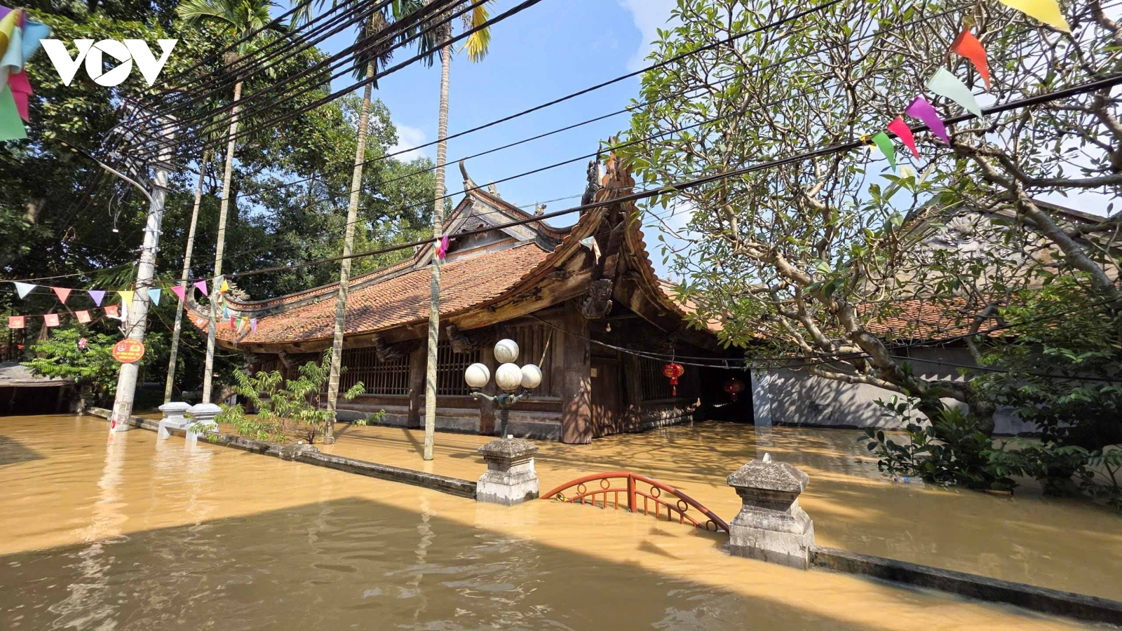 Bắc Ninh phân bổ 20 tỷ đồng hỗ trợ khẩn cấp 17 xã, phường chống lũ