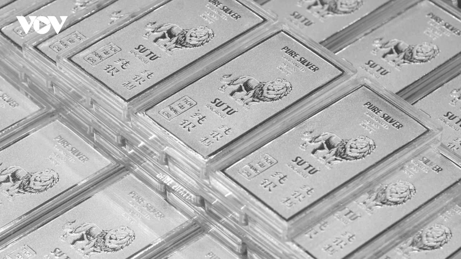 Giá bạc hôm nay 29/10: Giá bạc trong nước tăng lên mức hơn 49 triệu đồng/kg