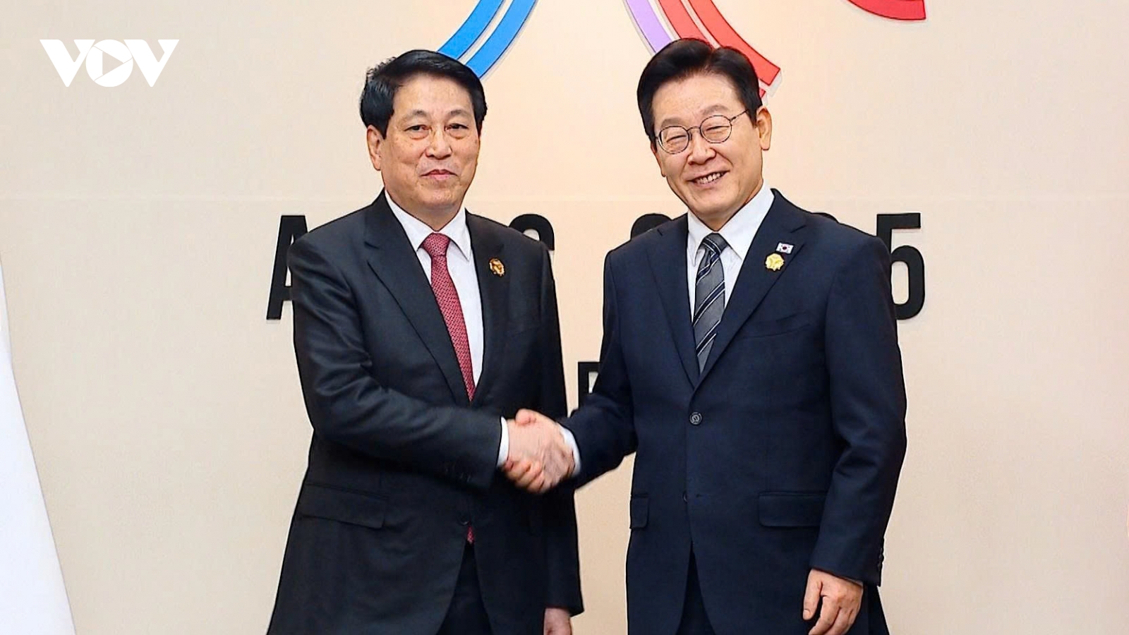 Chủ tịch nước Lương Cường hội đàm với Tổng thống Hàn Quốc Lee Jae Myung