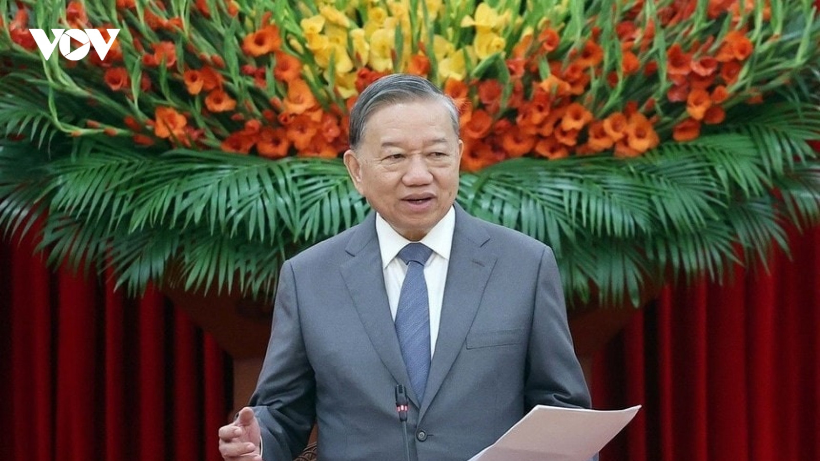 Hạnh phúc của nhân dân phải được đo bằng nhà ở, giáo dục, y tế...