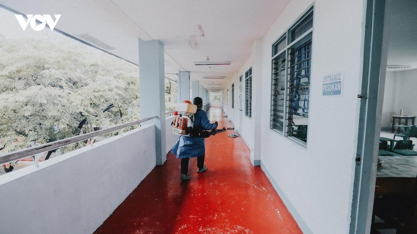 Bùng phát dịch cúm tại Philippines, nhiều trường phải chuyển sang học trực tuyến