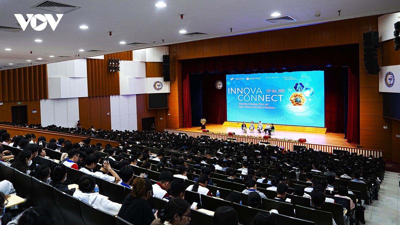 Kết nối công nghệ và đạo đức trong y học tương lai