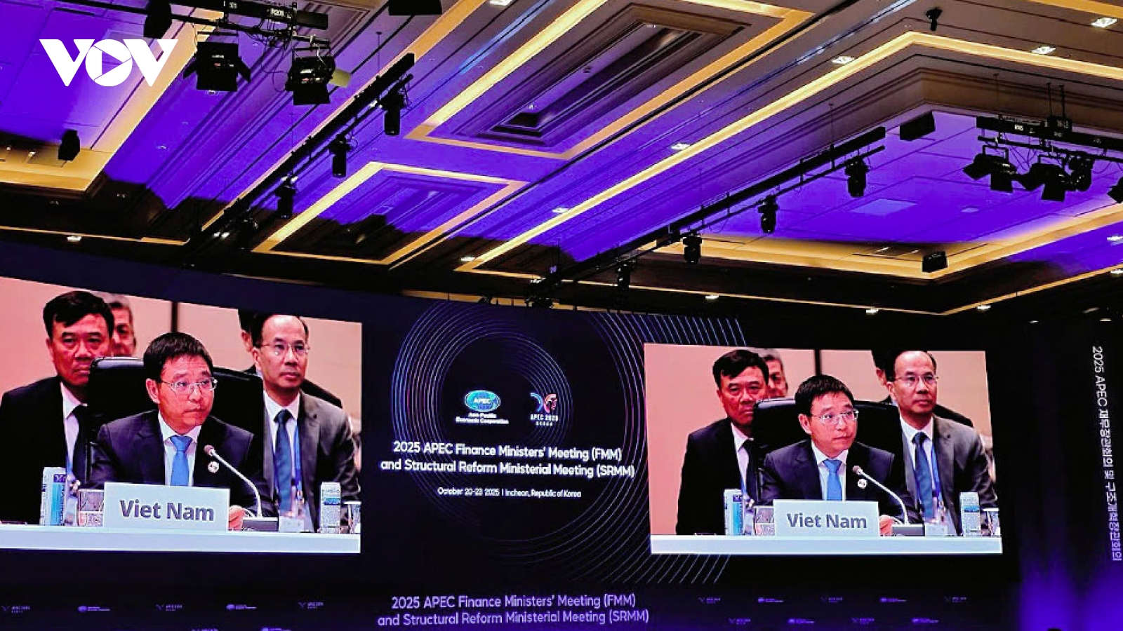 Vietnam pledges to support APEC’s long-term stability and prosperity