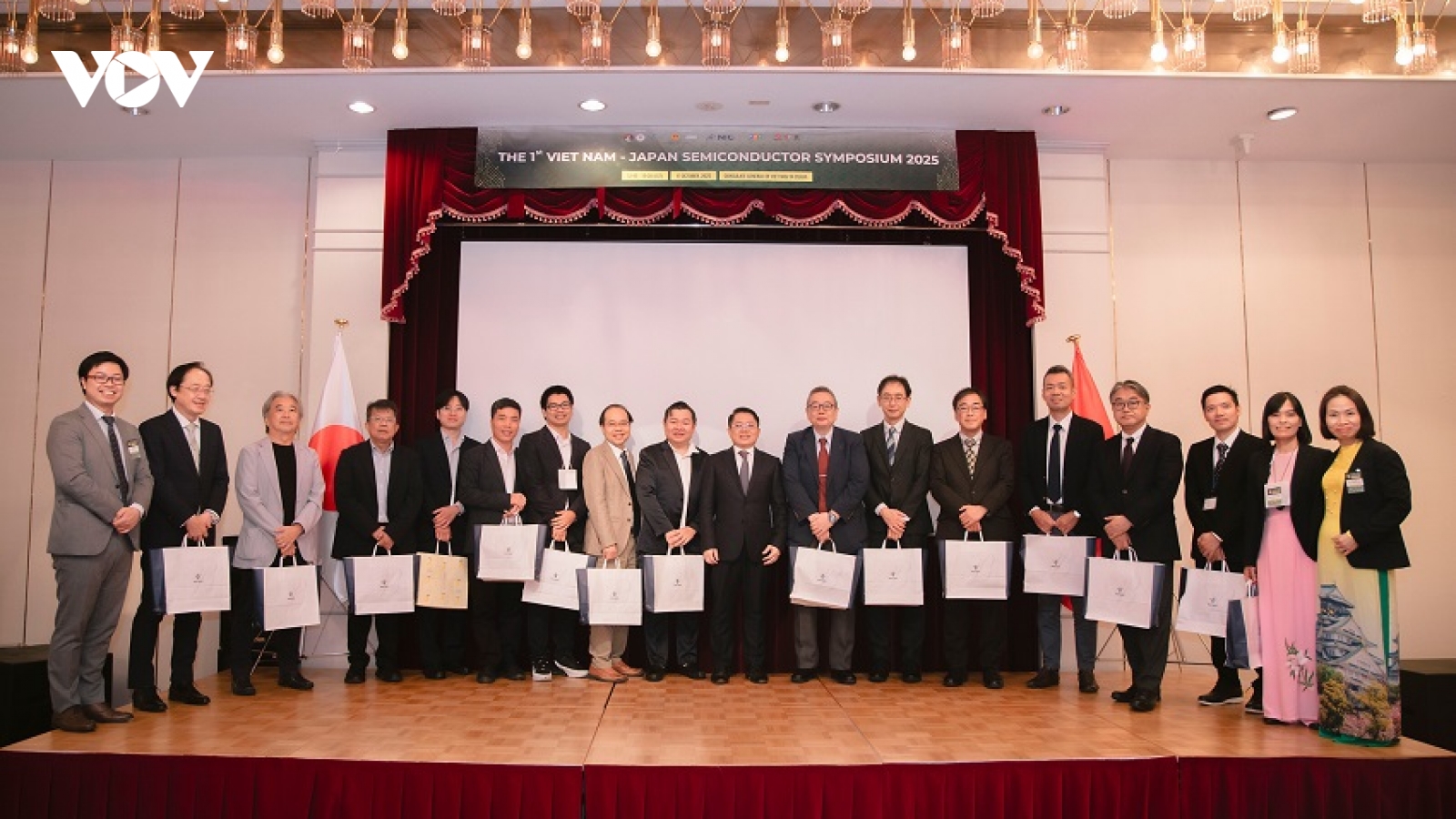 Hội nghị Bán dẫn Việt – Nhật 2025: Thúc đẩy hợp tác nghiên cứu và đào tạo nhân lực