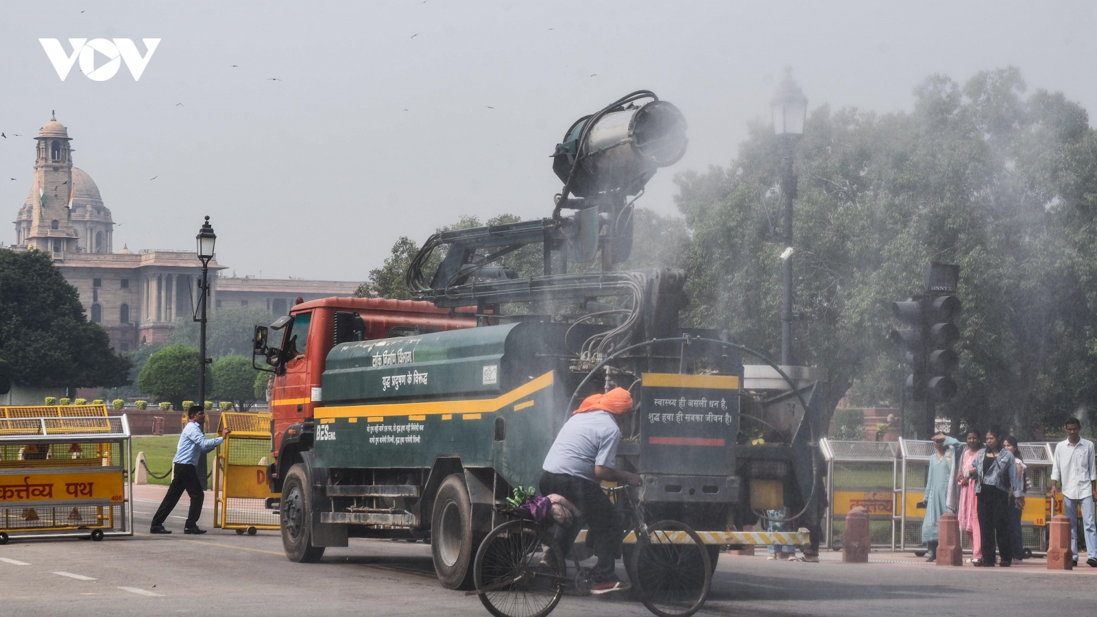 Ấn Độ nâng mức độ hạn chế do ô nhiễm gia tăng tại thủ đô New Delhi