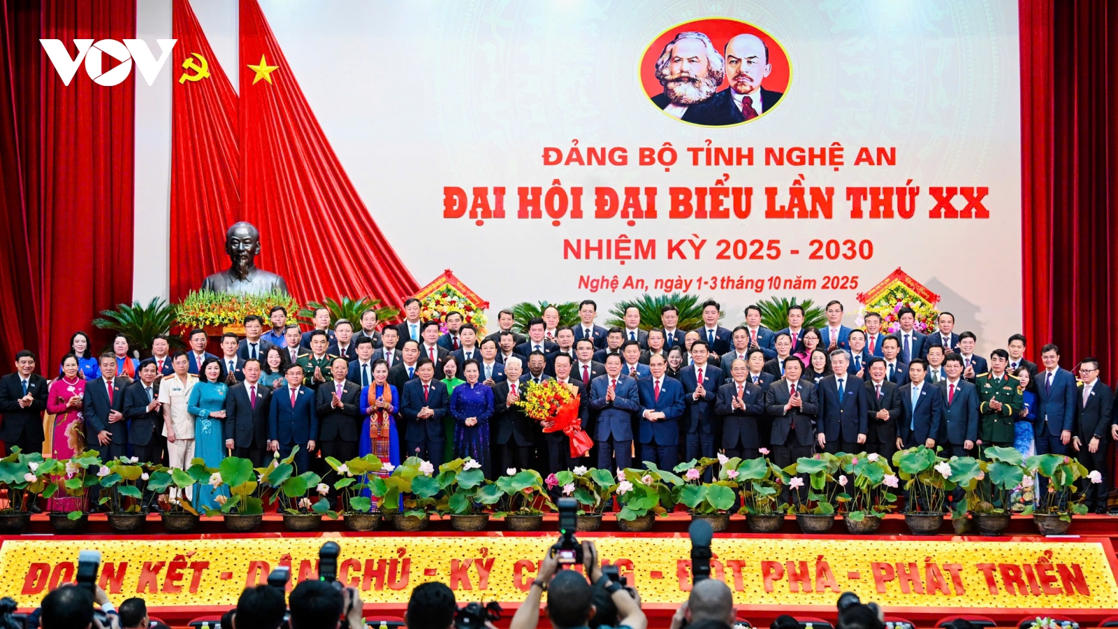 Bế mạc Đại hội lần thứ XX, Nghệ An đặt mục tiêu đến năm 2030 trở thành tỉnh khá