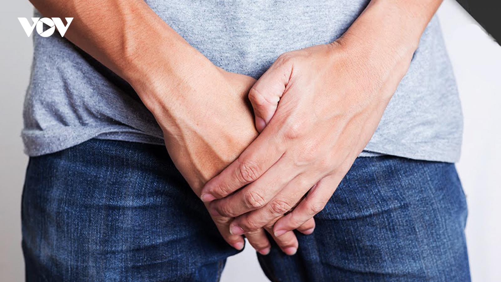 Vệ sinh vùng kín quá kỹ hoặc dùng xà phòng sai cách có thể gây viêm nhiễm