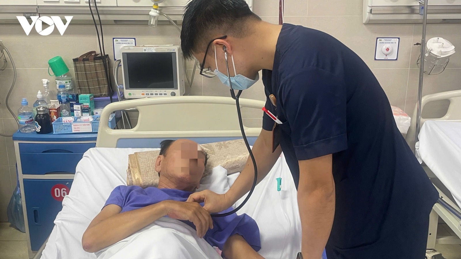 Lạnh đầu mùa, người cao tuổi nhập viện vì đột quỵ tăng mạnh