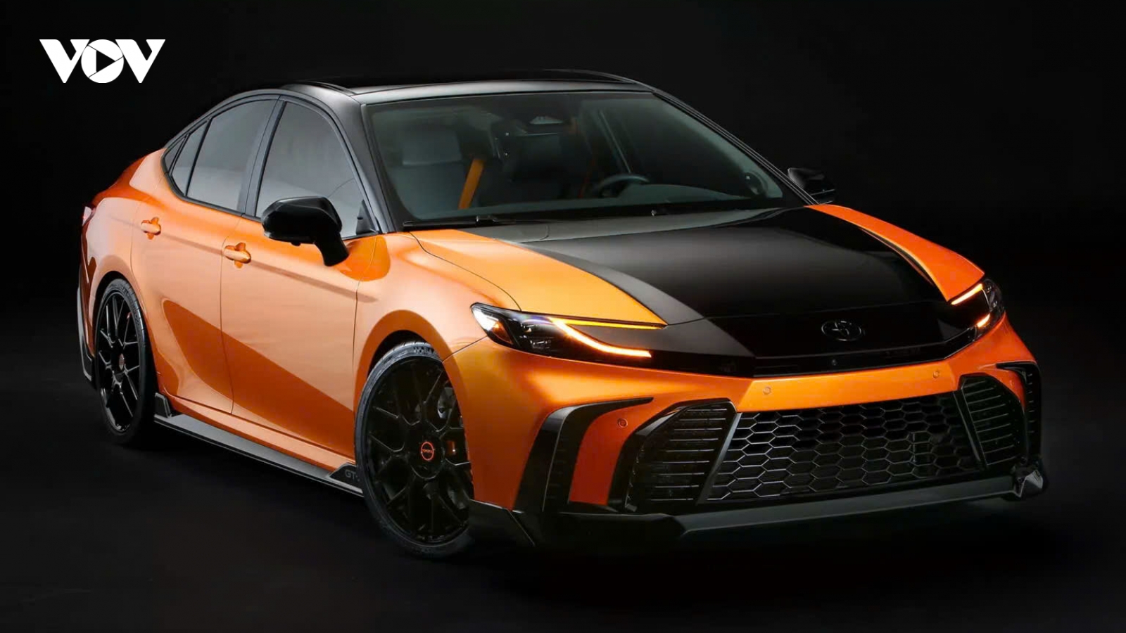 Toyota Camry GT-S Concept mang diện mạo mới đậm chất thể thao