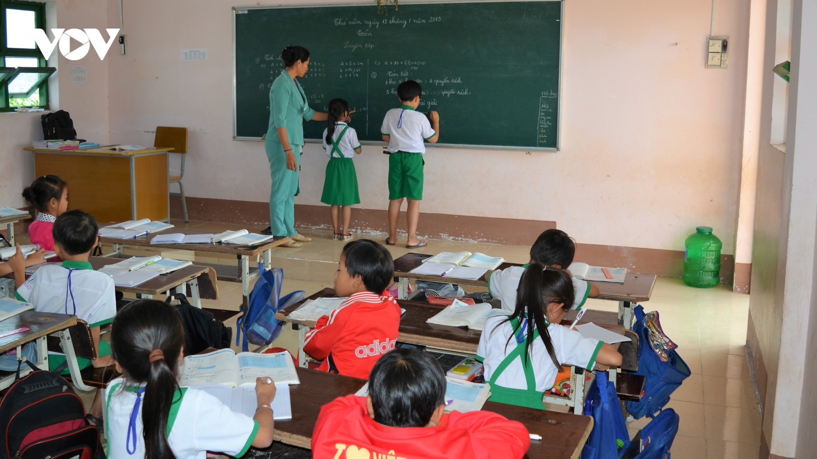 Cà Mau cụ thể hóa các khoản thu ngoài học phí