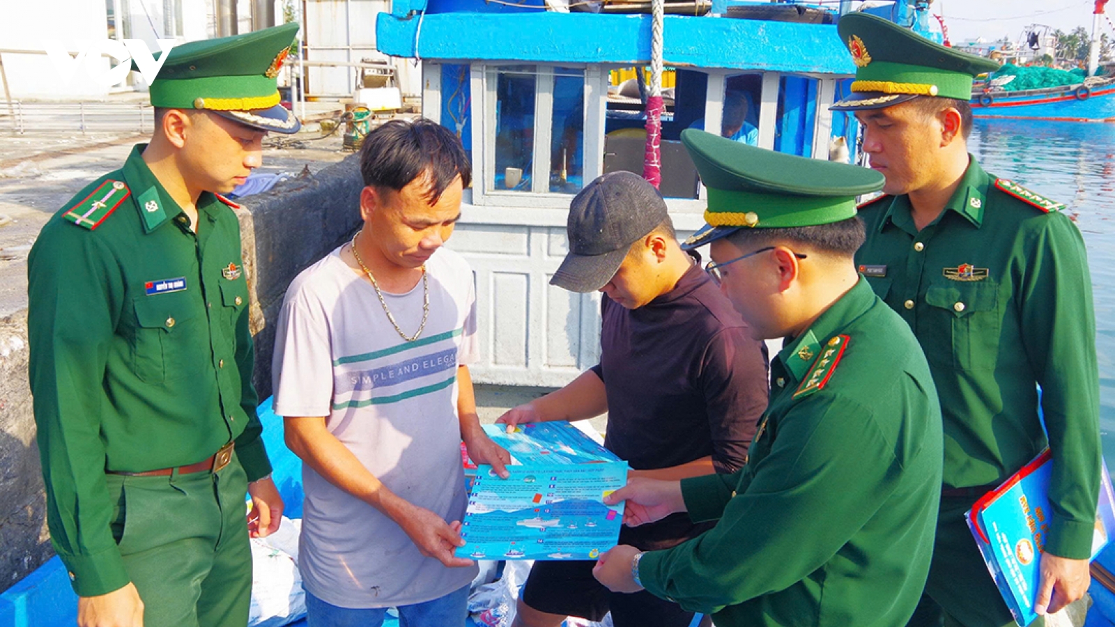 Quảng Ngãi: Tàu cá không đủ quy định sẽ không được ra khơi