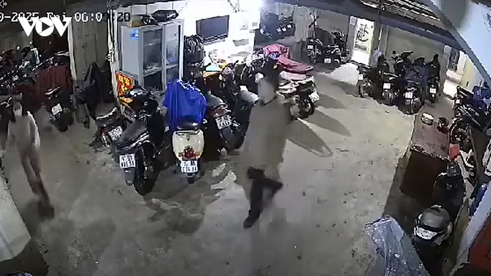 Bảo vệ tòa nhà chung cư ở Nghệ An tử vong nghi do điện giật