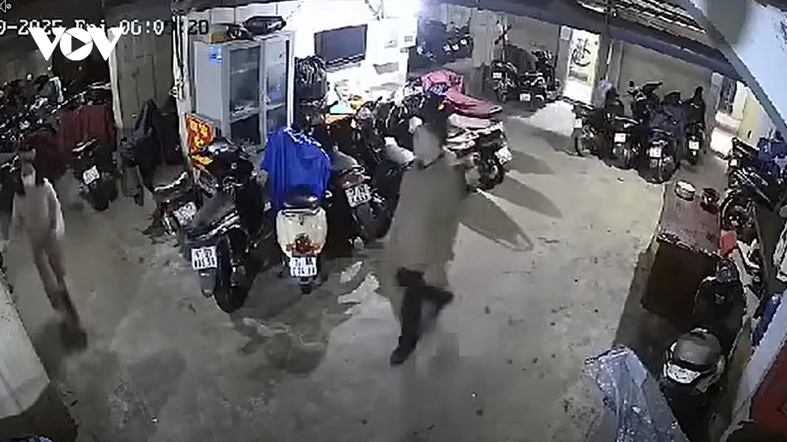 Bảo vệ tòa nhà chung cư ở Nghệ An tử vong nghi do điện giật