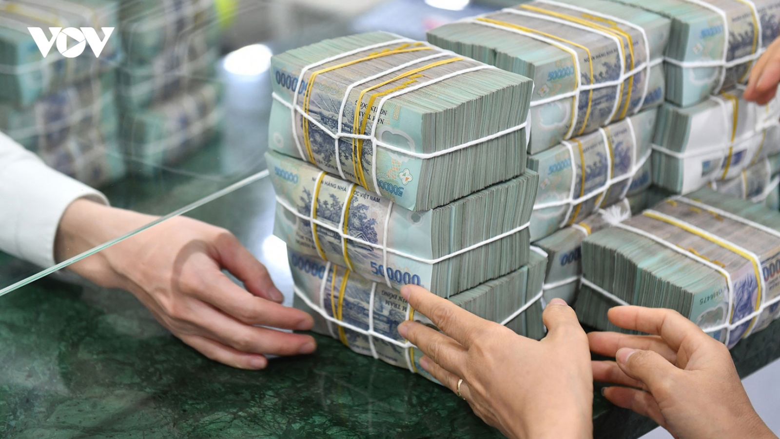 Hơn 17,2 triệu giao dịch, 26.500 tỷ đồng nộp ngân sách qua eTax Mobile