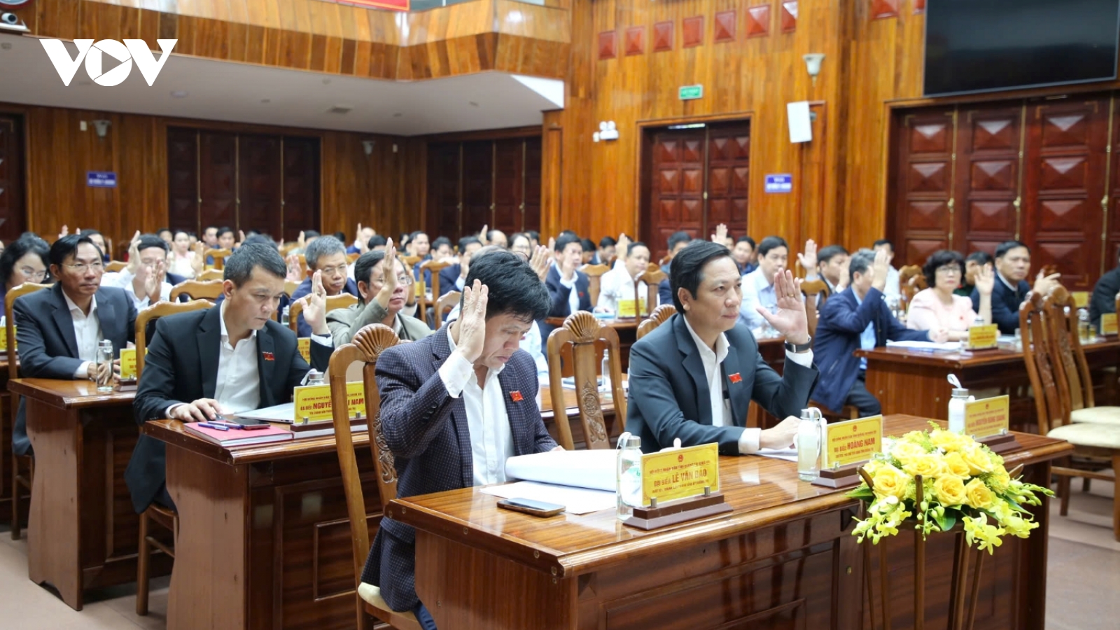 Bãi nhiệm 1 Hội thẩm TAND tỉnh Quảng Trị vì vi phạm pháp luật