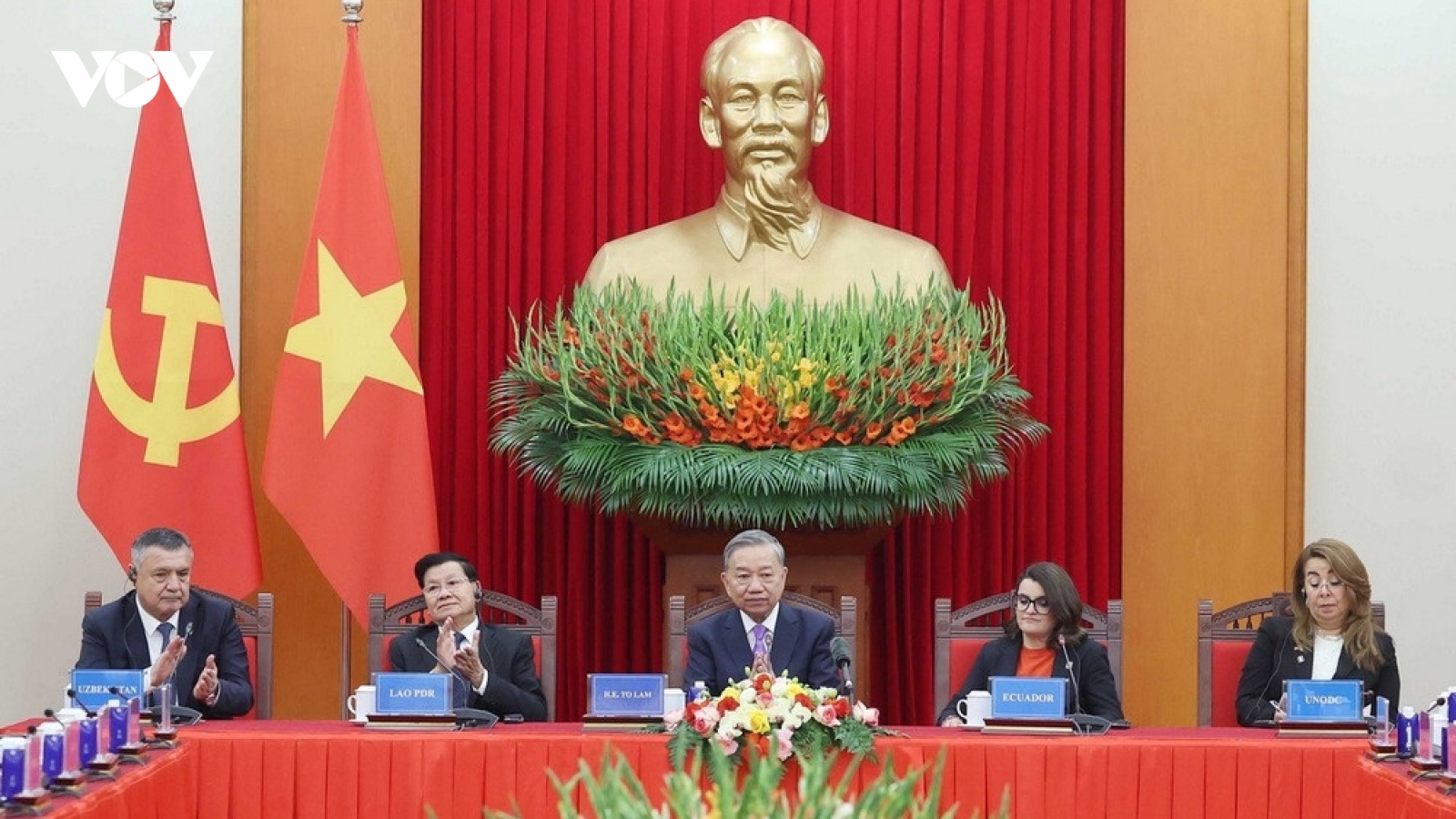 Dự thảo văn kiện Đại hội XIV: Kế thừa và phát triển tư duy đối ngoại của Đảng