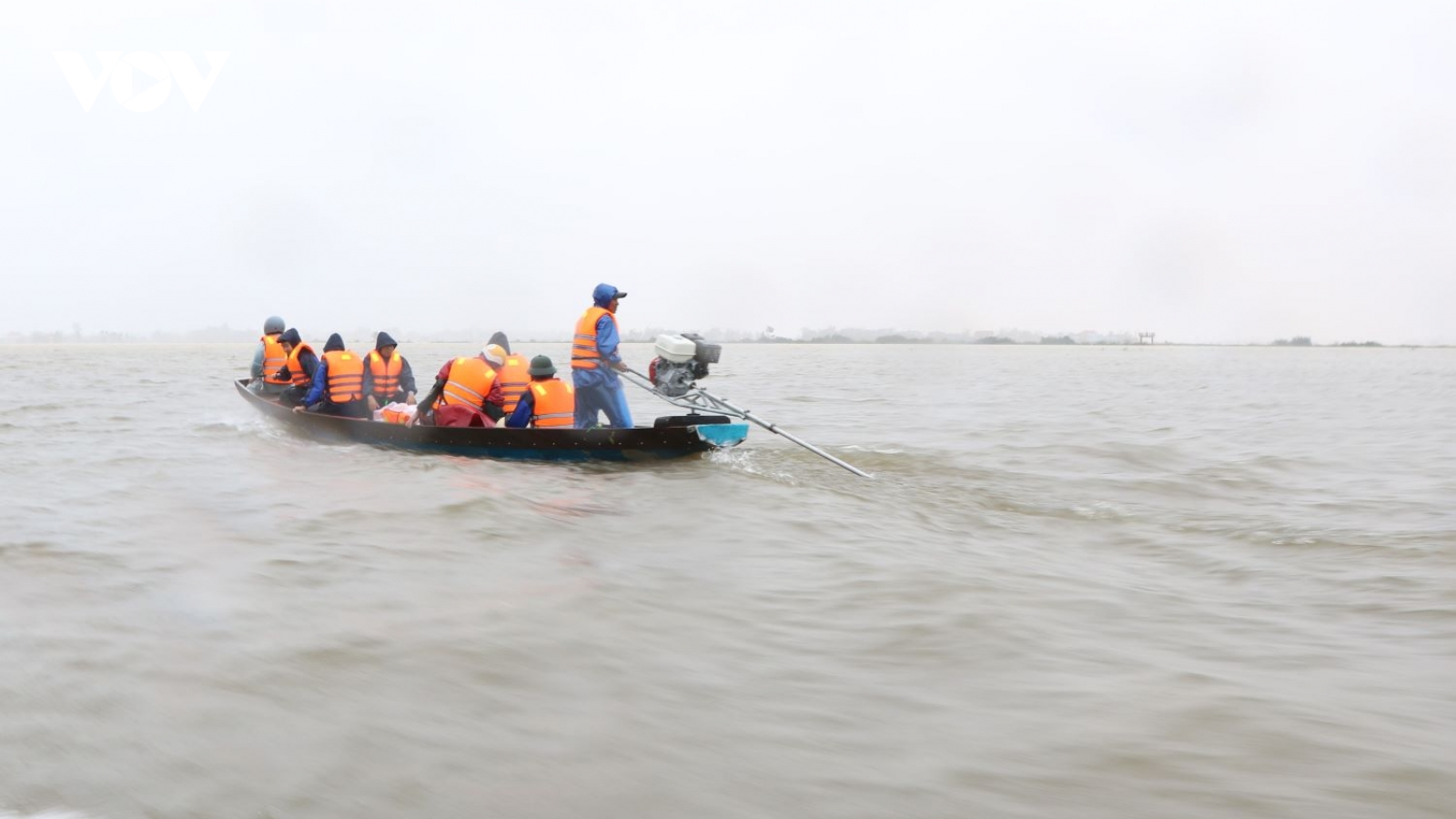 Tìm thấy thi thể hai cha con đuối nước ở Huế