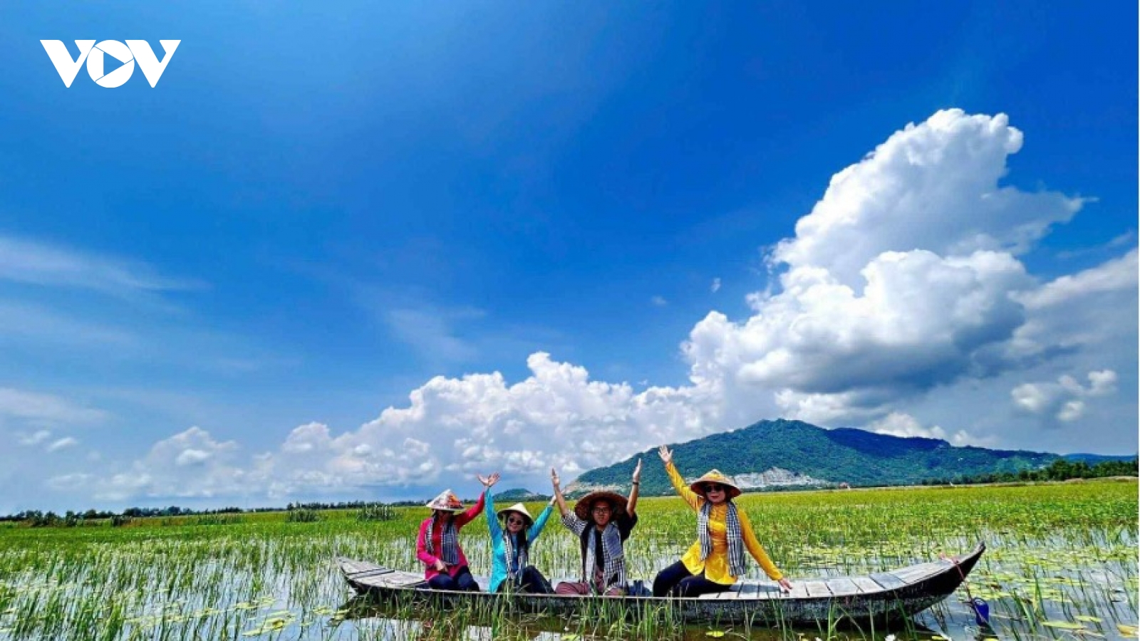 Mùa nước nổi Vĩnh Tế - bức tranh sống động của miền sông nước