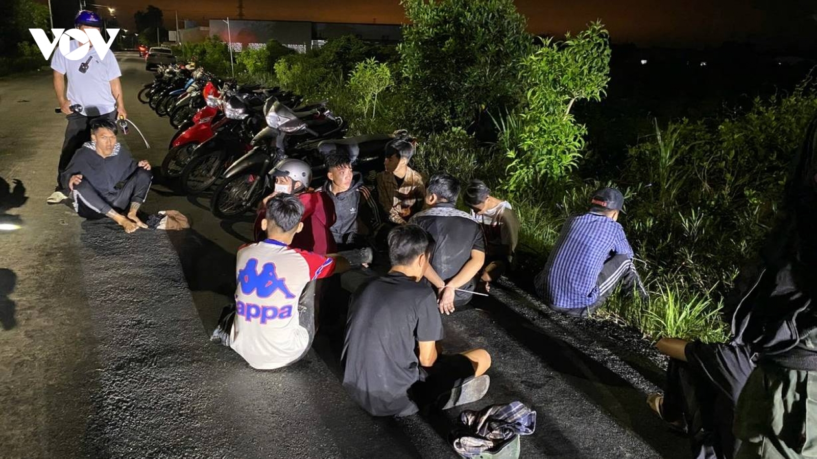 14 đối tượng tụ tập gây mất trật tự an toàn giao thông ở Đồng Tháp