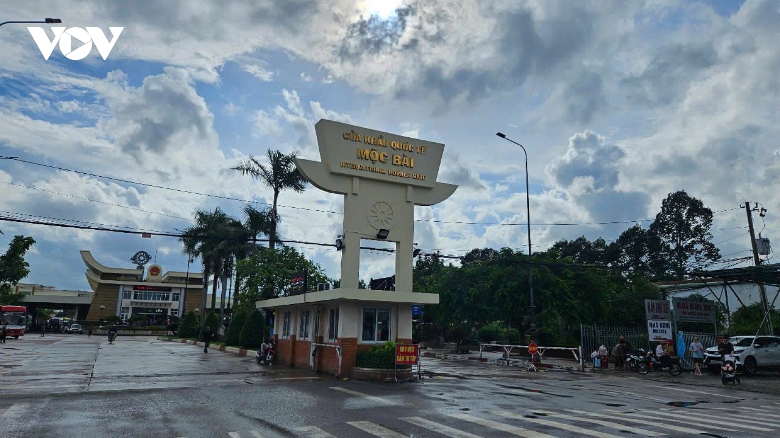 Hải quan Khu vực 17 (Tây Ninh) đẩy mạnh số hóa để giải quyết tình trạng quá tải