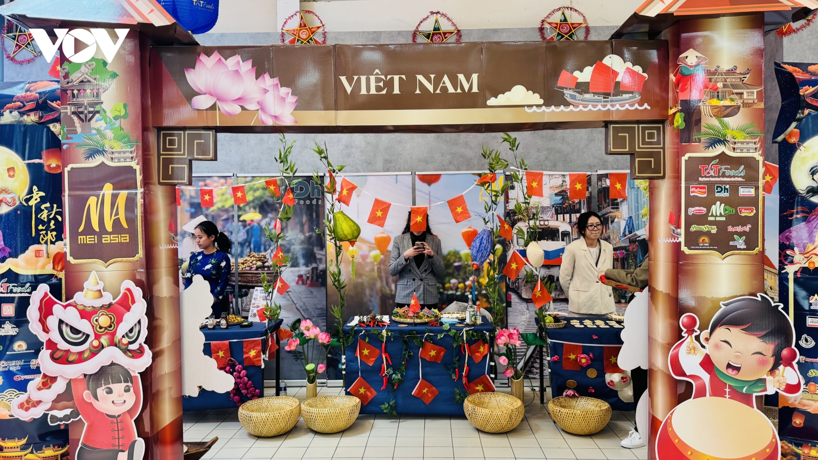 Tuần lễ giới thiệu hàng Việt Nam nhân dịp Tết Trung thu ở Pháp