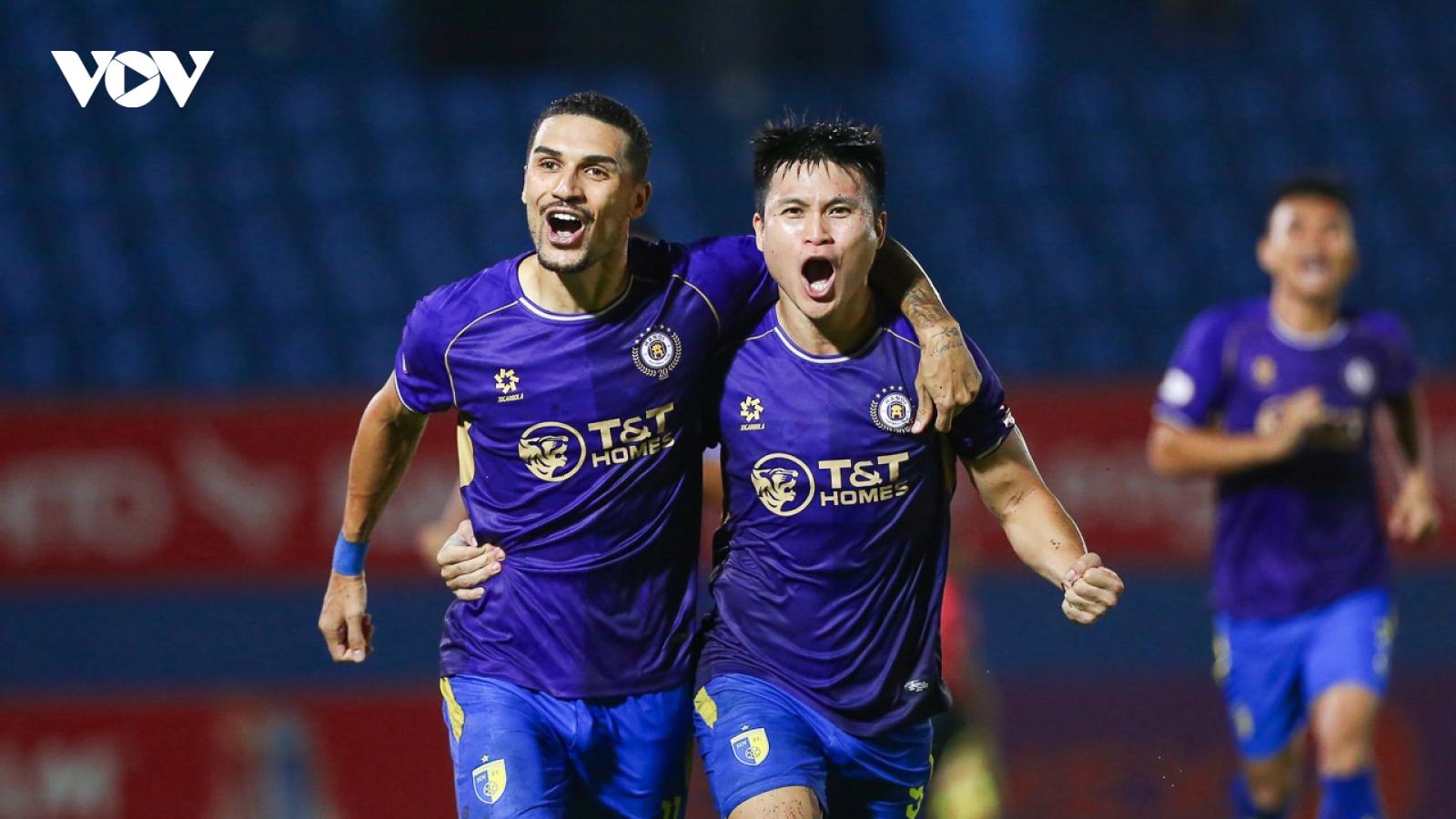Kết quả bóng đá Việt Nam hôm nay 25/10: HLV Kewell có chiến thắng đầu tiên