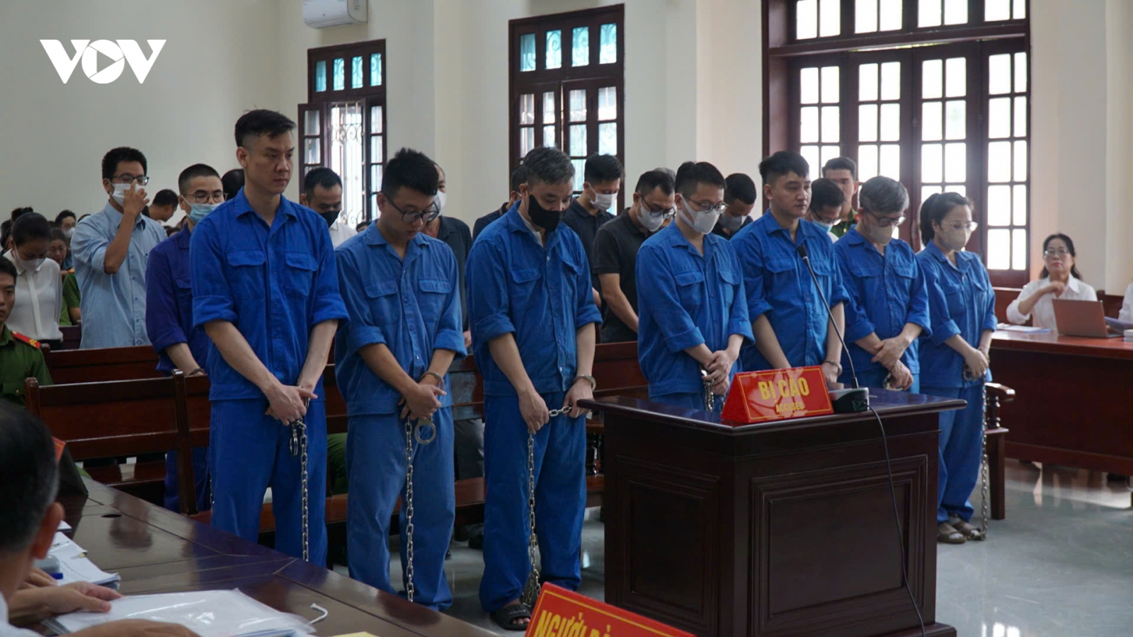 Nhóm cựu cán bộ Hải quan Hải Phòng lĩnh án tù vì tiếp tay buôn lậu