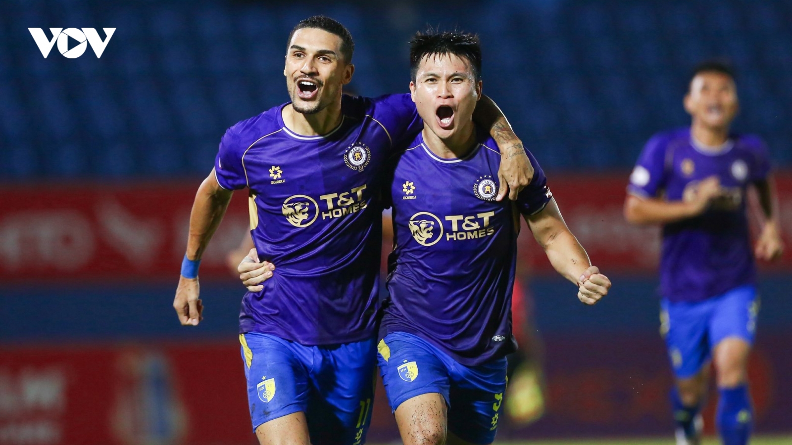 Hoàng Hên nói gì khi giúp Hà Nội FC thắng kịch tính CLB TP.HCM?