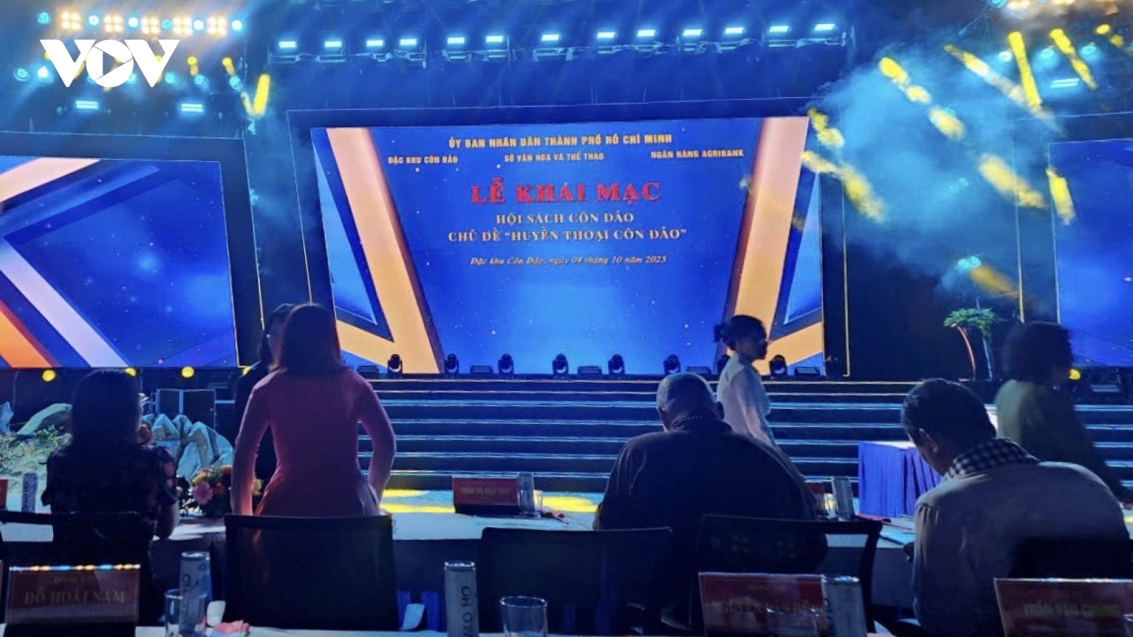 Hàng nghìn người tham gia khai mạc Hội sách “Huyền thoại Côn Đảo”