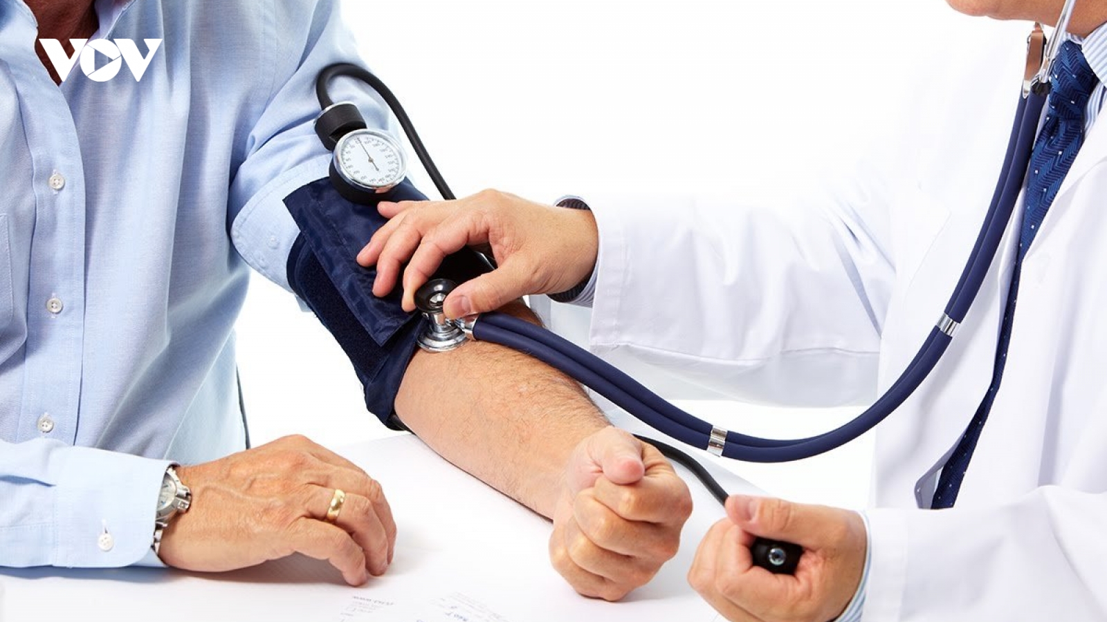 Người huyết áp cao có nên sử dụng thuốc hỗ trợ tăng cường sinh lý?