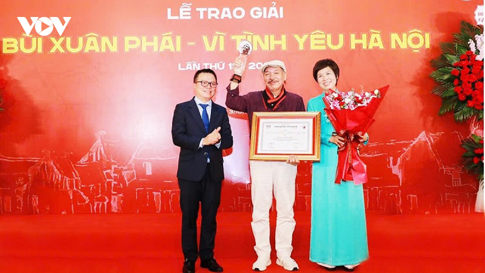 Nhạc sĩ Trần Tiến – “người hát rong” của Hà Nội