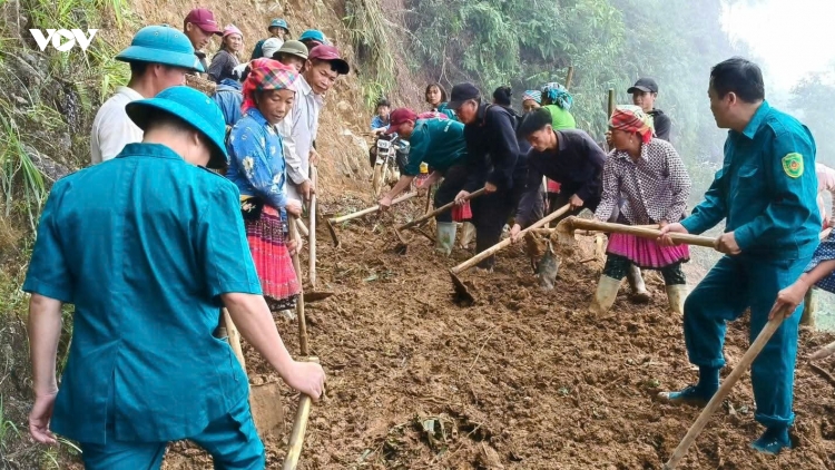 Lào Cai ổn định đời sống người dân sau bão lũ