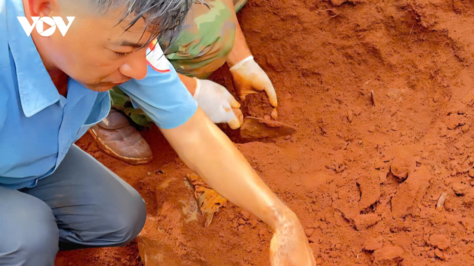 Phát hiện 18 hài cốt liệt sĩ tại vườn của người dân tỉnh Gia Lai