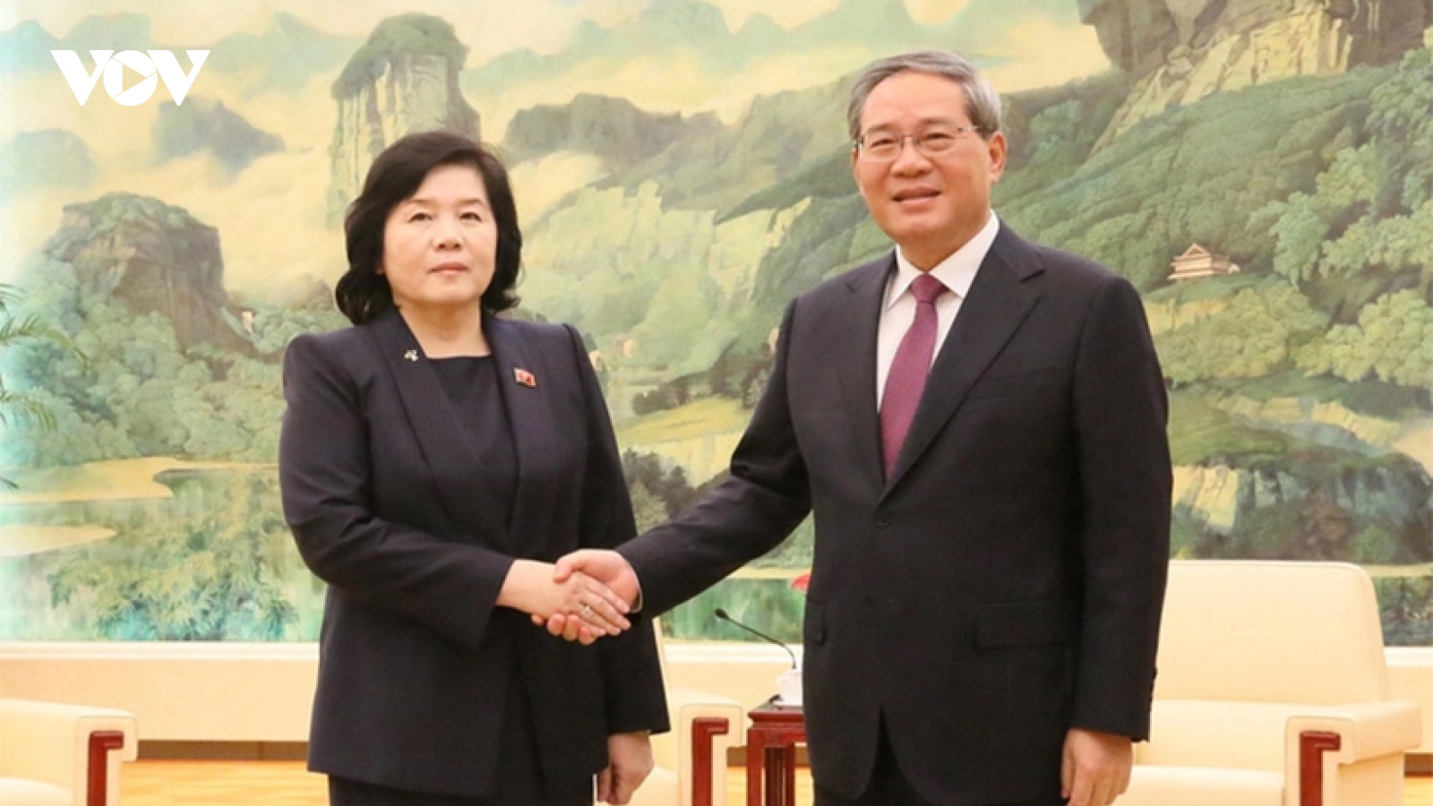 Thủ tướng Trung Quốc bắt đầu chuyến thăm Triều Tiên đầu tiên sau 16 năm