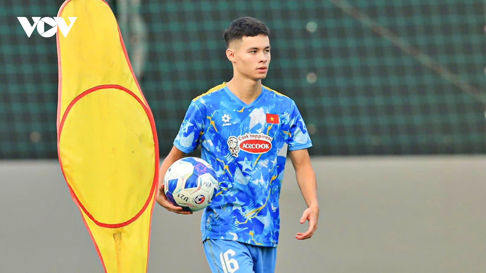 Việt kiều châu Âu chia sẻ "gan ruột" sau khi được triệu tập lên U23 Việt Nam