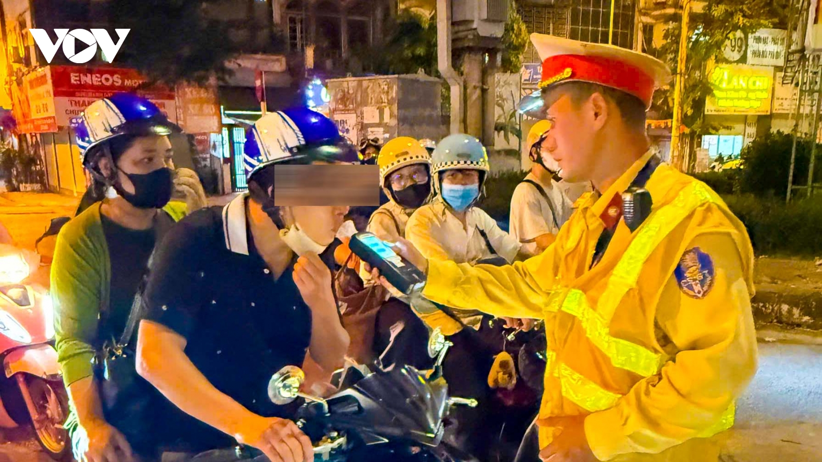 CSGT xử lý hơn 3.800 trường hợp vi phạm nồng độ cồn trong ngày 18/10