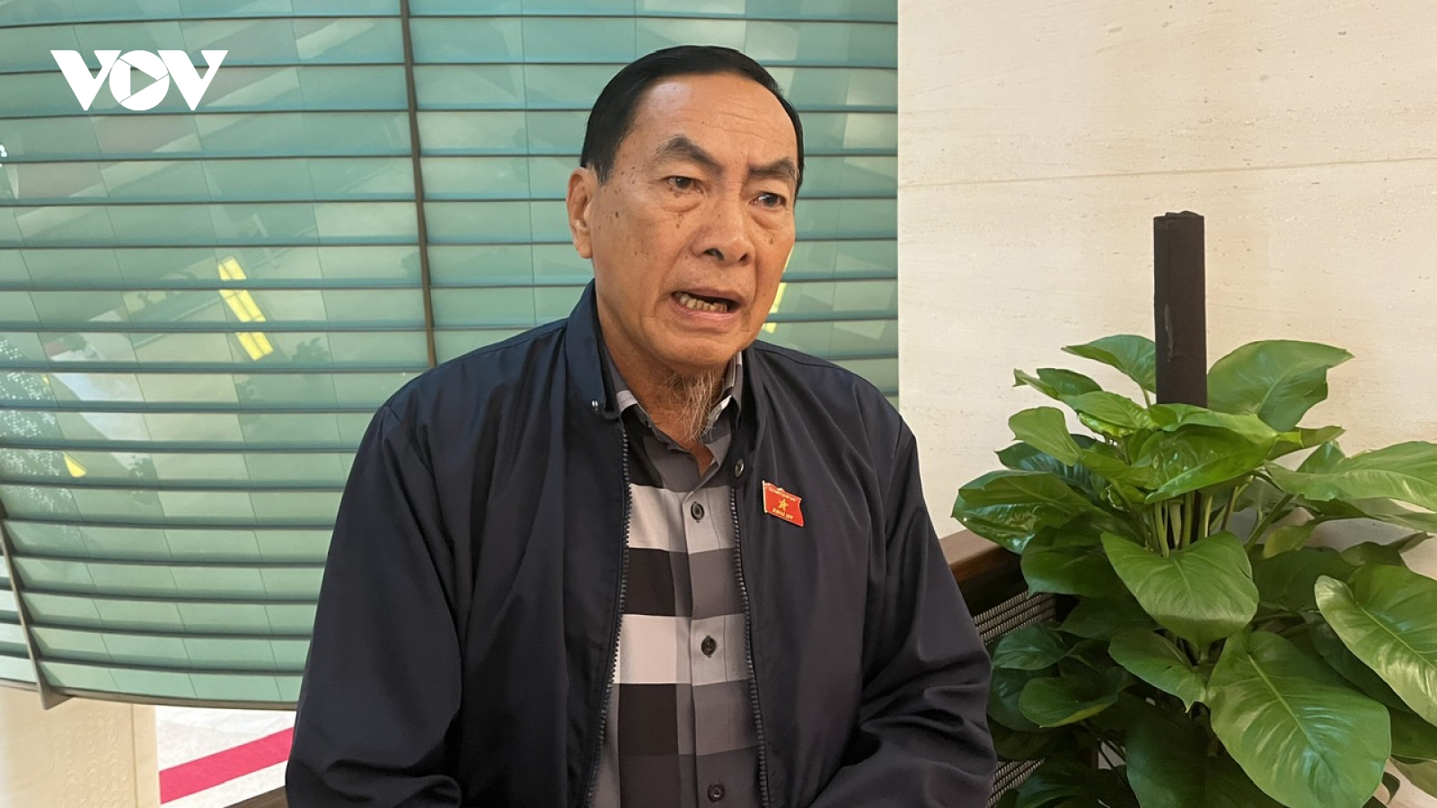 Hàng giả tràn lan, không thể để cơ quan quản lý né tránh, “đá bóng” trách nhiệm