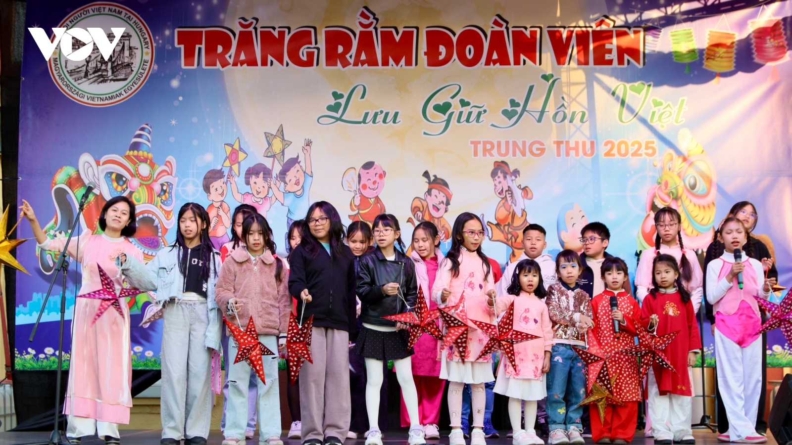 Người Việt tại Hungary tưng bừng đón Tết Trung thu 2025