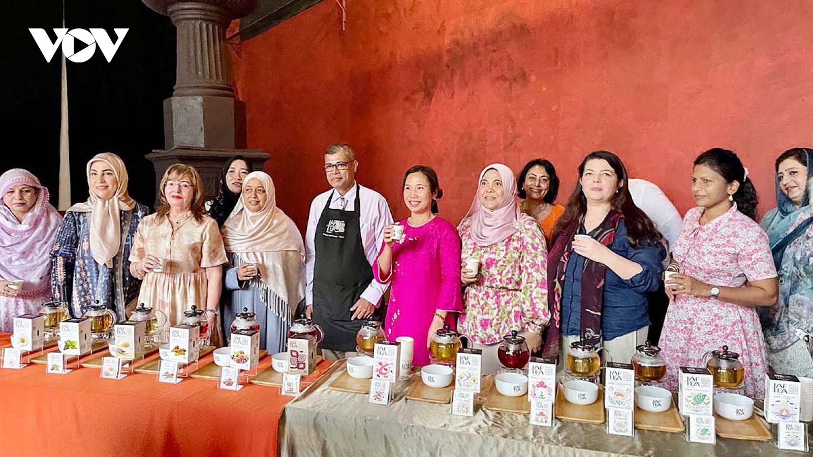 Phô diễn nét độc đáo của Nghệ thuật Trà Việt tại Sri Lanka