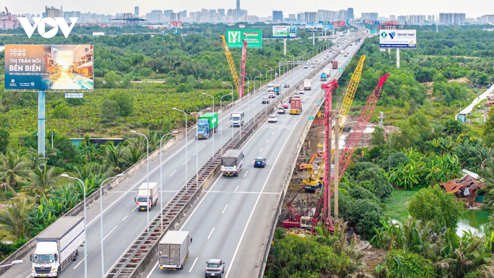 Mặt bằng “cản” tiến độ thi công mở rộng cao tốc TP. Hồ Chí Minh - Long Thành