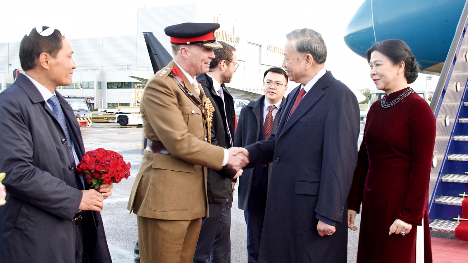 Tổng Bí thư Tô Lâm và Phu nhân đến London, bắt đầu thăm chính thức Anh